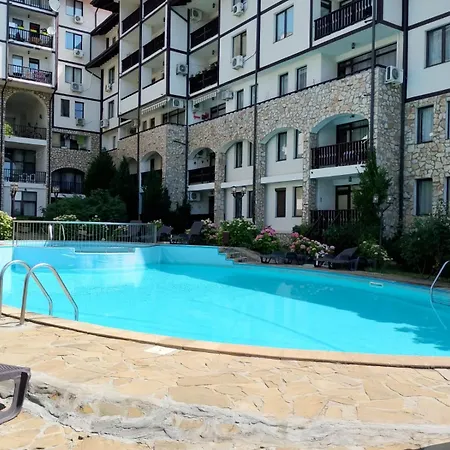 Etara - 2 Reymar Apartment