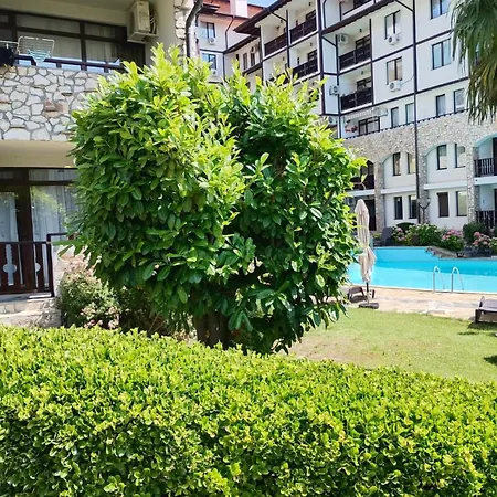 Etara - 2 Reymar Apartment